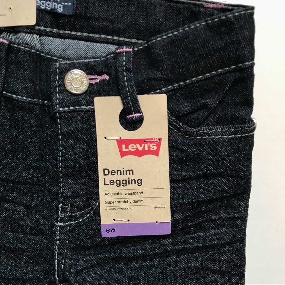 ⭐️NWT⭐️ Levi Denim Leggings - Picture 4 of 6
